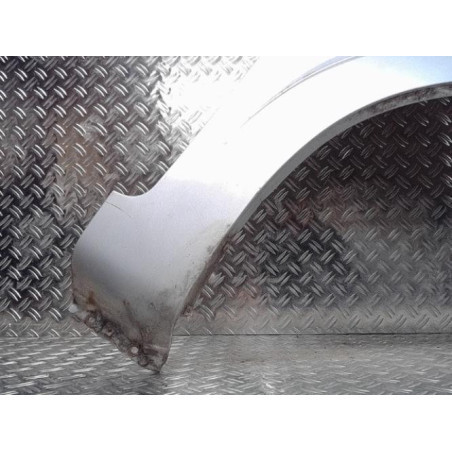 Aile avant droit SSANGYONG RODIUS 1