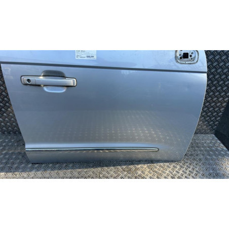 Porte avant droit SSANGYONG RODIUS 1