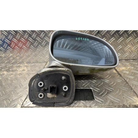 Retroviseur droit SSANGYONG RODIUS 1