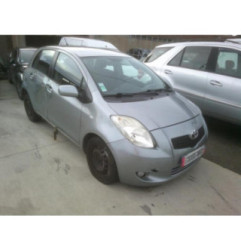 Feu arriere principal droit (feux) TOYOTA YARIS 2 Photo n°6