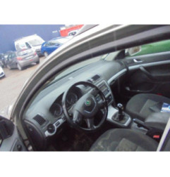 Moteur leve vitre arriere gauche SKODA OCTAVIA 2 Photo n°6