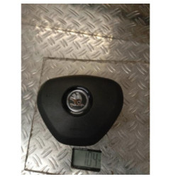 Air bag conducteur SKODA OCTAVIA 3 Photo n°1