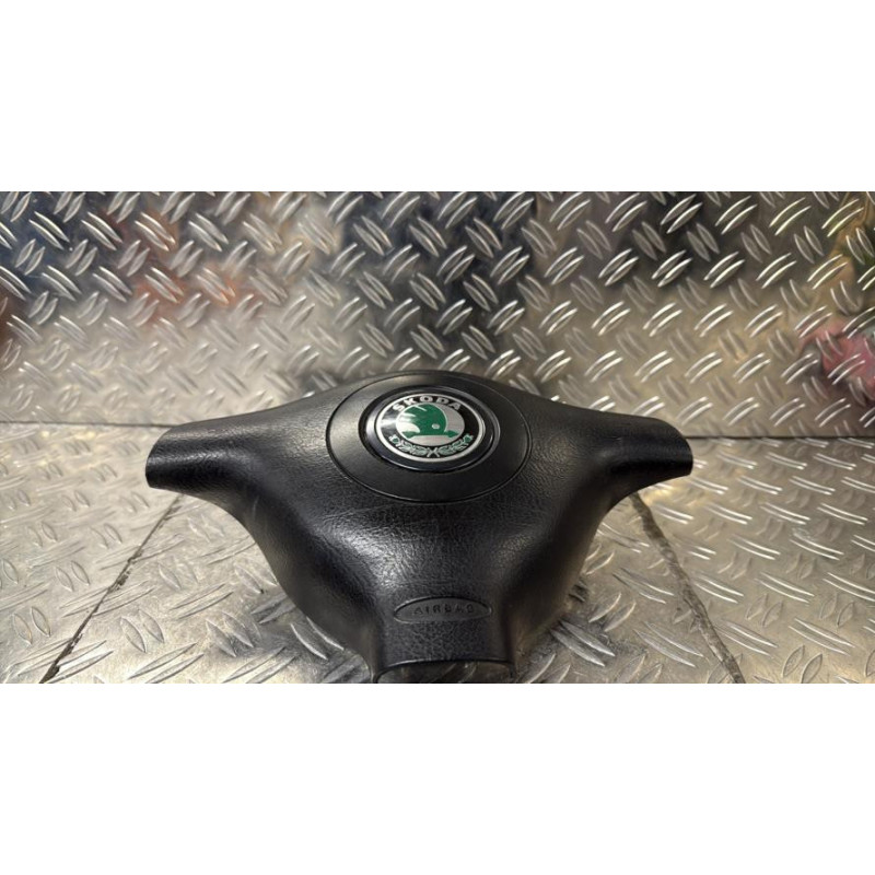 Air bag conducteur SKODA FABIA 1