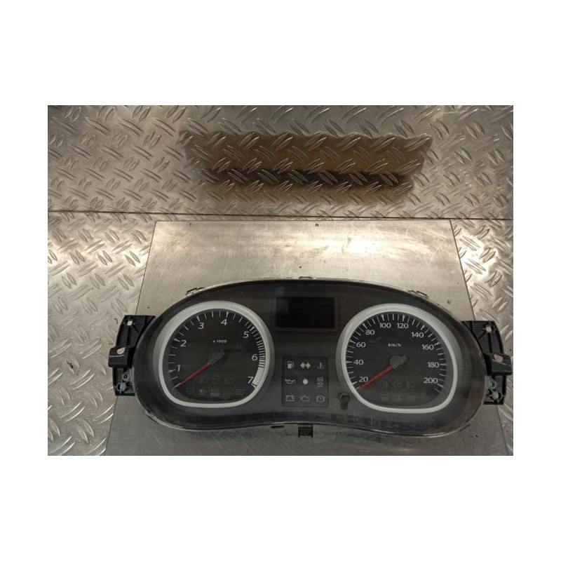 Compteur DACIA DUSTER 1