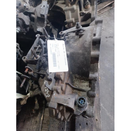 Boite de vitesses KIA CARENS 2