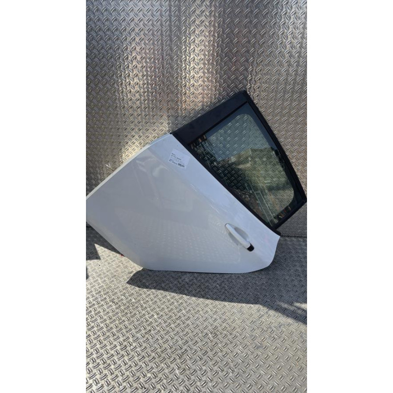 Porte arriere gauche PEUGEOT 208 1