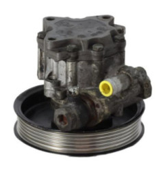 Pompe de direction AUDI A6 3 Photo n°1