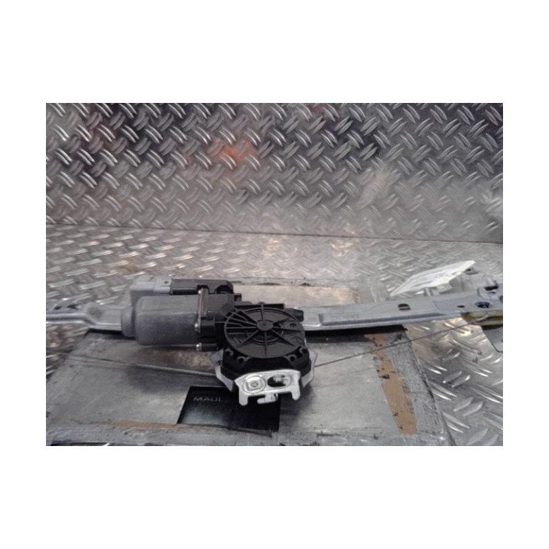 Moteur leve vitre avant gauche PEUGEOT 207