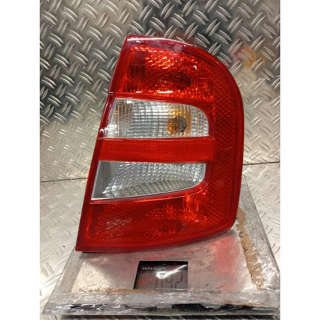 Feu arriere principal droit (feux) SKODA FABIA 1 Photo n°1