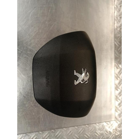 Air bag conducteur PEUGEOT 208 1 Photo n°1