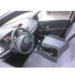 Aile avant gauche RENAULT CLIO 3 Photo n°11