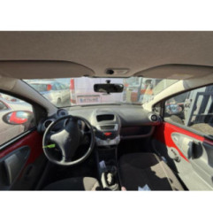 Moteur leve vitre avant gauche PEUGEOT 107 Photo n°15