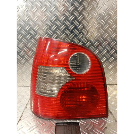 Feu arriere principal gauche (feux) VOLKSWAGEN POLO 4 Photo n°1