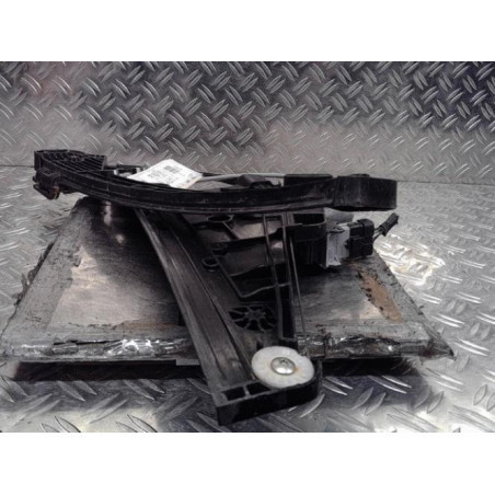 Moteur leve vitre avant gauche PEUGEOT 208 2