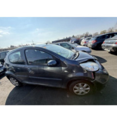 Feu arriere principal gauche (feux) PEUGEOT 107 Photo n°16