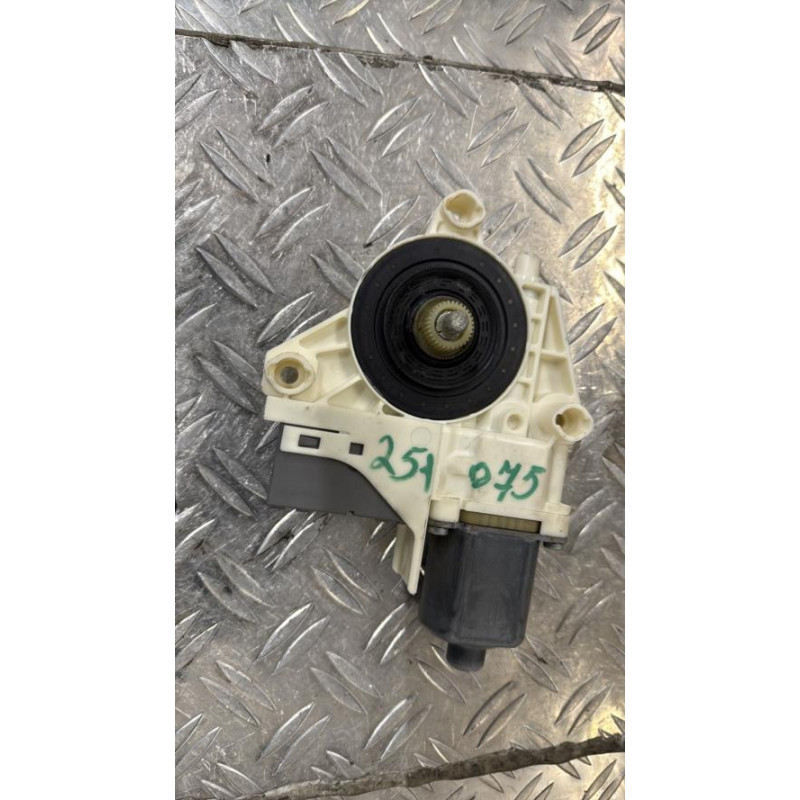 Moteur leve vitre arriere gauche PEUGEOT 407