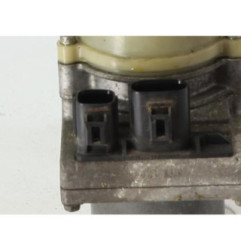 Pompe de direction MAZDA 3 2 Photo n°11