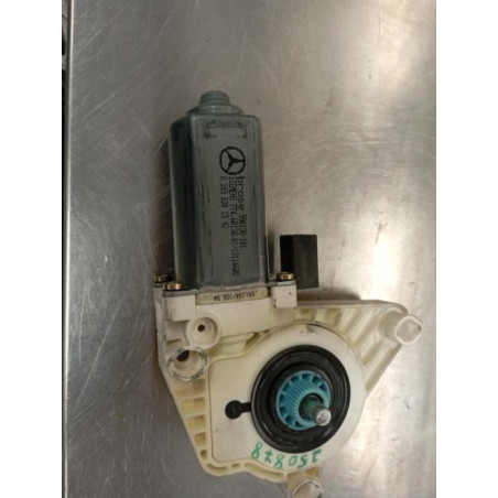 Moteur leve vitre avant gauche MERCEDES CLASSE A 169 Photo n°1