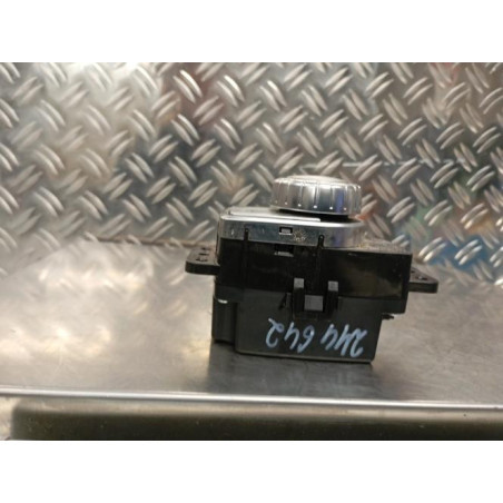 Commande GPS MERCEDES CLASSE A 176 Photo n°1