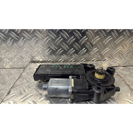 Moteur leve vitre avant gauche RENAULT SCENIC 3