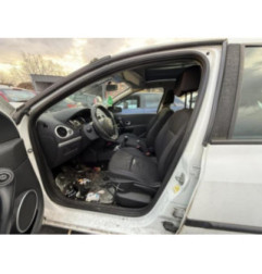 Compresseur clim RENAULT CLIO 3 Photo n°12