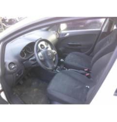 Feu arriere principal droit (feux) OPEL CORSA D Photo n°7