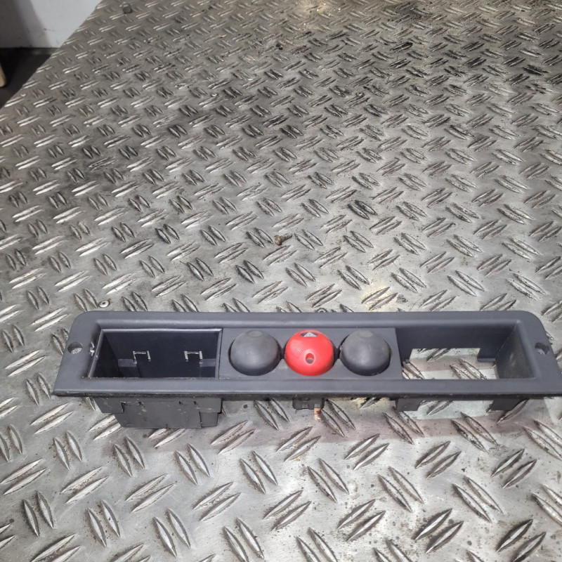 Bouton de warning PEUGEOT BOXER 1