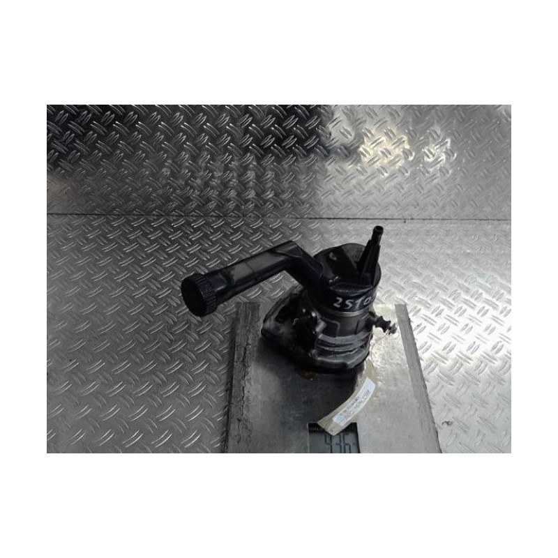 Pompe de direction PEUGEOT 308 1