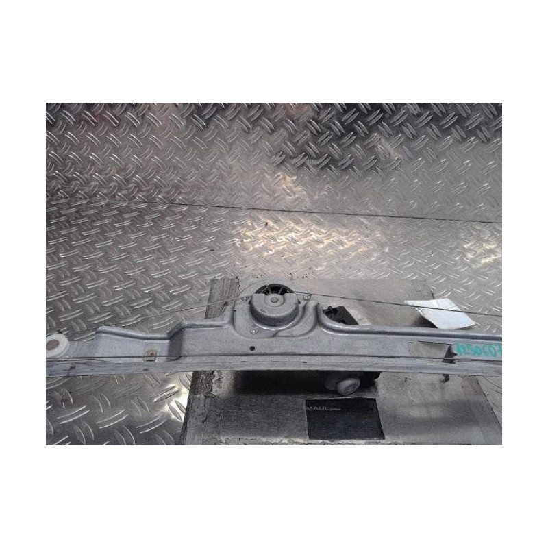 Moteur leve vitre avant droit RENAULT SCENIC 2