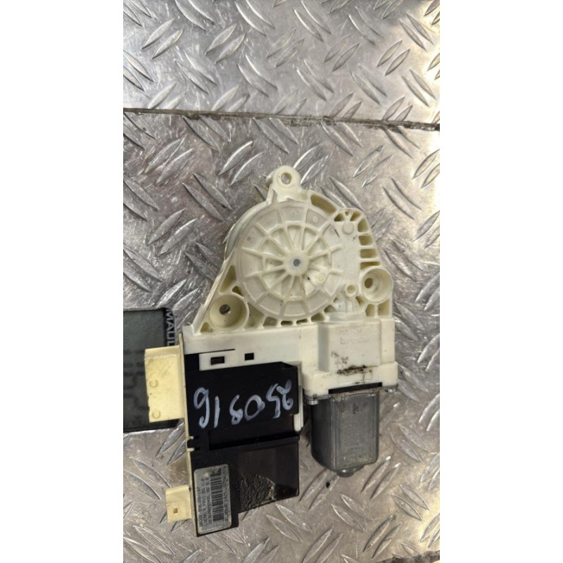 Moteur leve vitre avant droit CITROEN C4 1