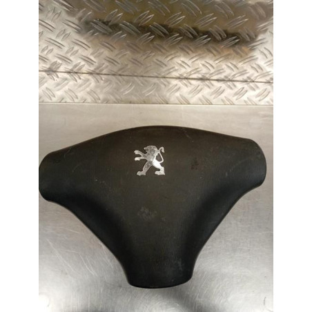Air bag conducteur PEUGEOT 107 Photo n°1