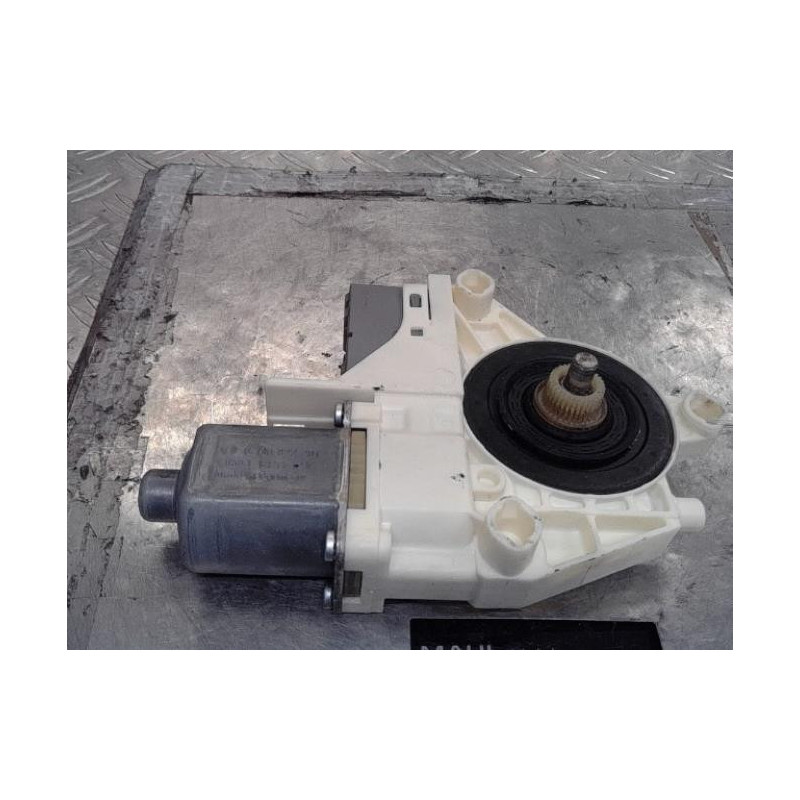 Moteur leve vitre arriere gauche PEUGEOT 407