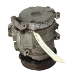 Compresseur clim TOYOTA HI-ACE 2