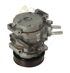 Compresseur clim TOYOTA HI-ACE 2 Photo n°4