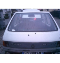 Feu arriere principal droit (feux) PEUGEOT 205 Photo n°8