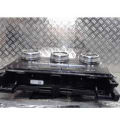 Ecran GPS RENAULT MEGANE 4 Photo n°3