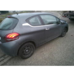 Porte avant gauche PEUGEOT 208 1 Photo n°8