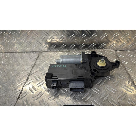 Moteur leve vitre avant droit PEUGEOT 307
