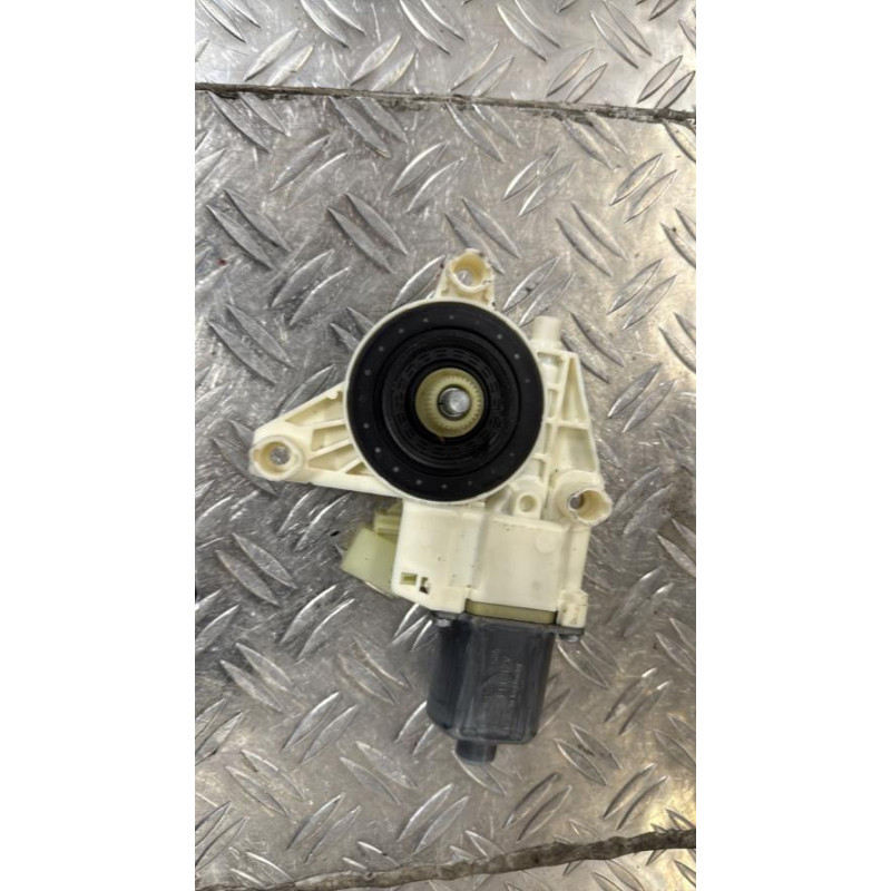 Moteur leve vitre arriere gauche MERCEDES CLASSE C 204