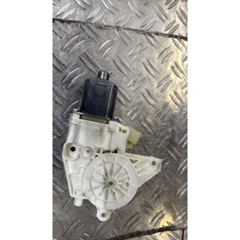 Moteur leve vitre avant droit MERCEDES CLASSE C 204
