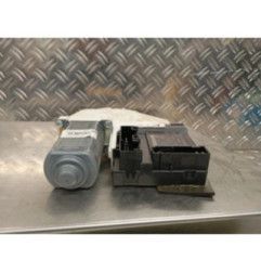 Moteur leve vitre avant droit VOLKSWAGEN PASSAT 5 Photo n°4