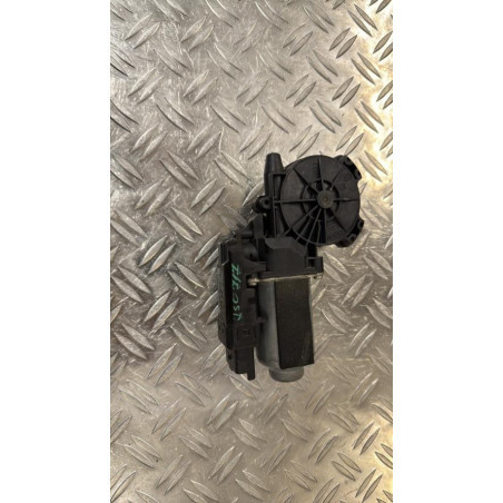 Moteur leve vitre avant droit RENAULT MEGANE 2