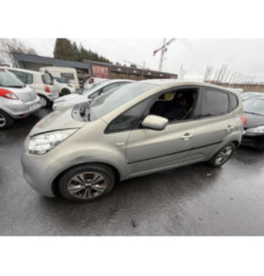 Moteur KIA VENGA Photo n°12