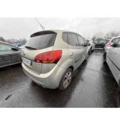 Moteur KIA VENGA Photo n°19