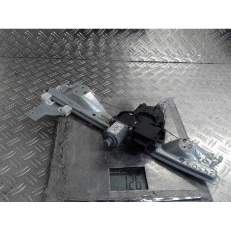 Moteur leve vitre arriere gauche PEUGEOT 308 1 SW Photo n°1