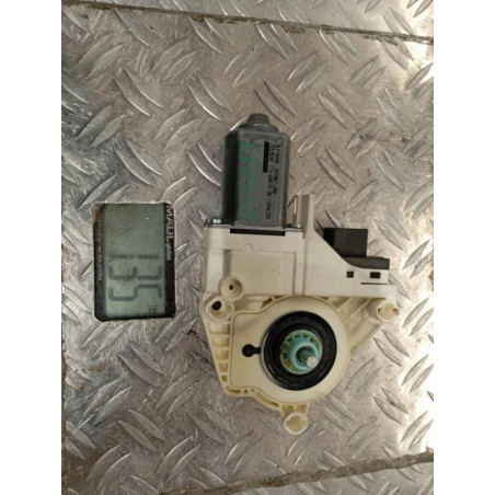 Moteur leve vitre arriere gauche AUDI A6 3 Photo n°1