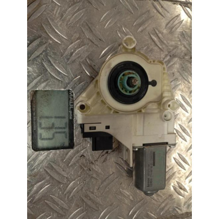 Moteur leve vitre avant gauche AUDI A6 3 Photo n°1