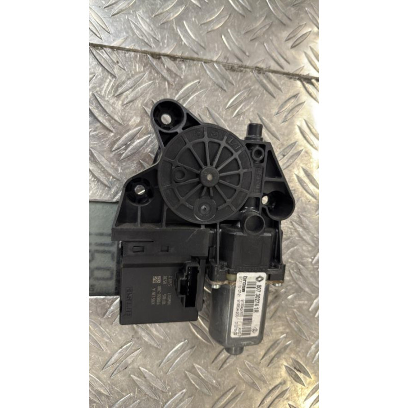 Moteur leve vitre avant droit RENAULT SCENIC 3