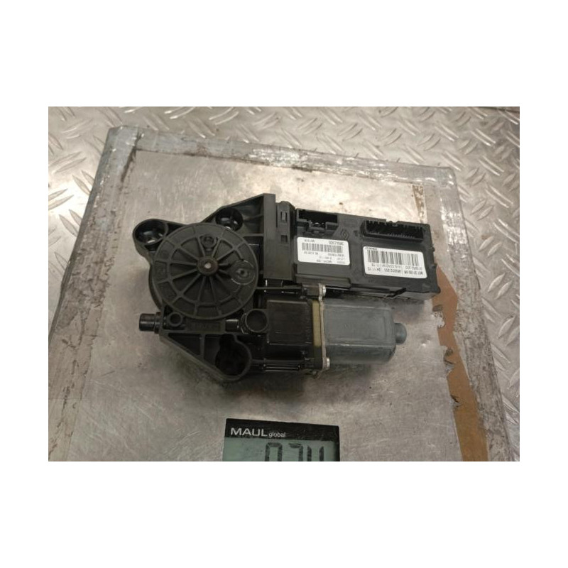 Moteur leve vitre avant gauche RENAULT SCENIC 3