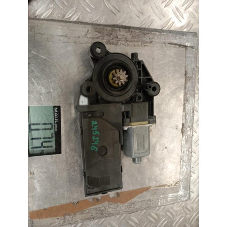 Moteur leve vitre avant gauche RENAULT SCENIC 3